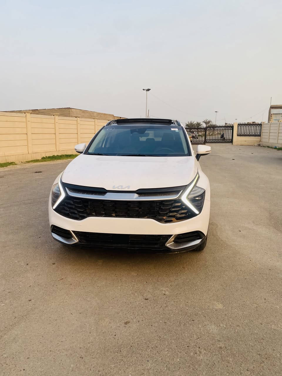 سبورتج اكس لاين 2025
موصفات.......

❗️بنوراما تشغيل عن بعد 
❗️هند بريك بصمة 
❗️نضام ترحيب 
❗️شحن واير ليس 
❗️رادارات امامي وجانبي 
❗️حساس خلفي 
❗️قيادة ذاتية 
❗️تبريد قطعتيت 
❗️تدفئة كشنات 
❗️كشنات جلد وكشن  كهرباء 
❗️فور ويل
❗️كشن كهرباء + ذاكره
❗️صندوق كهرباء
❗️شاشه كار بلي   

مكينه 2500
 
الحادث موضح بلصور فقط باب السايق + دعاميه اماميه ودعاميه خلفيه 
السعر 205
لاستفسار عله الرقم ***********
