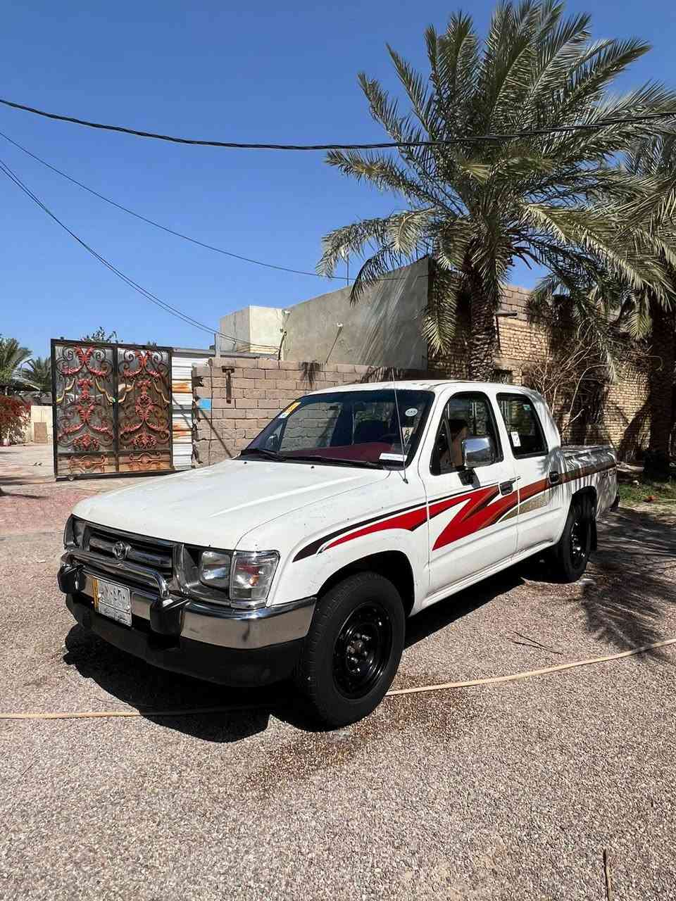 جمره للبيع موديل 2001 سياره جاهزه رقم بصره تحويل محرك وكير ناعمات بيه ضربه بجم  وحنيه بلشاصي كدام تأير لا كص ولا ليحم صفحه ايمن أتعهد بكافه اصوليات  ابيع هل موجوده المكان البصره ناحيه الشافي السعر 68 وبيه مجال *********** البصرة, العراق
