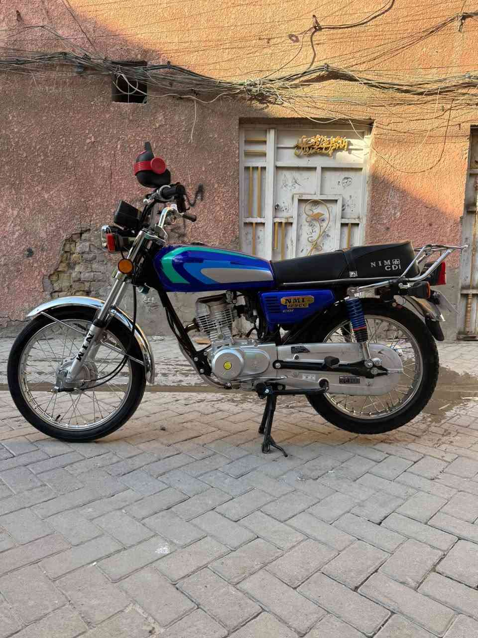 سلام عليكم دراجه نامه 3 احرف للبيع موديل 2026 دراجه جديده شهر 3 نازله من معرض السعر 700 بيهه مجال 
المكان بغداد مدينه الصدر
الرقم ***********
