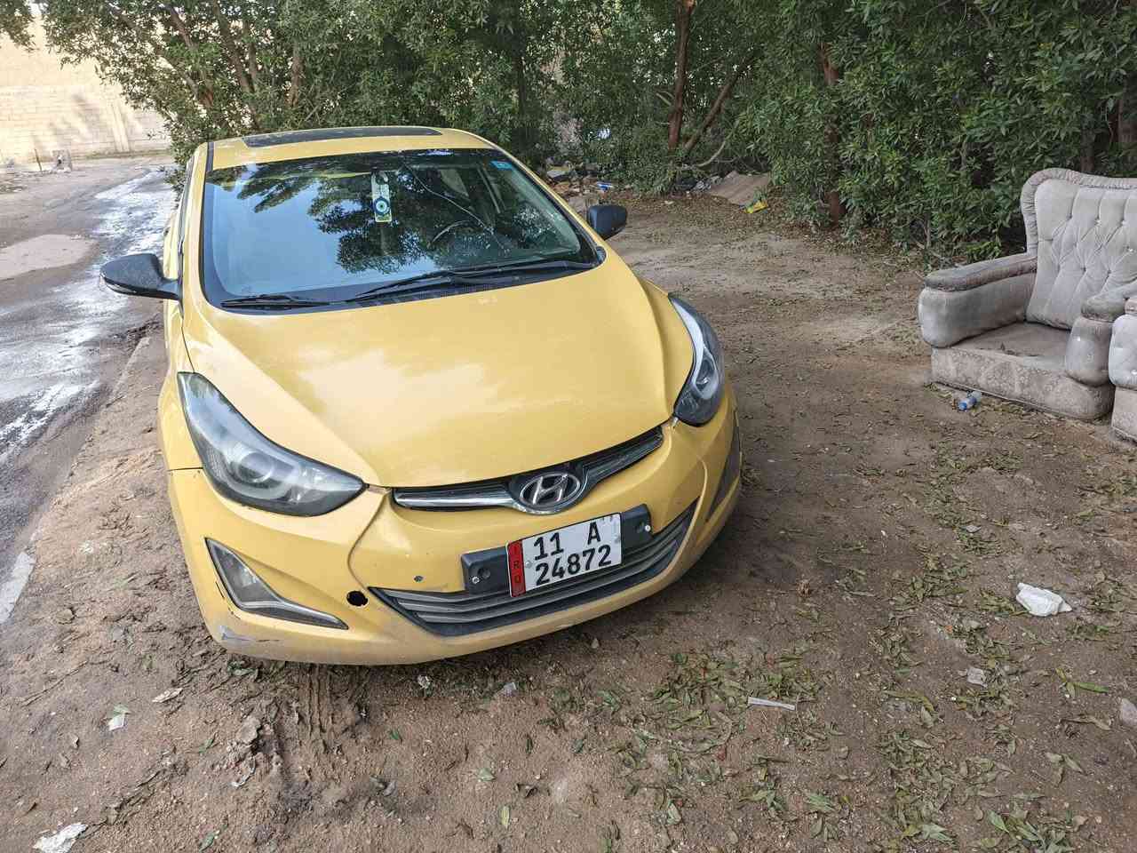 السلام عليكم 
النترا ١٥ خليجي 
بيهه جاملغ امامي مبدل وخلفي مصلح بدون دواخل 
كير مكينه تبريد كله نضيف 
سعرهه شده وبيهه مجال حك جيتك 
*********** بغداد, العراق
