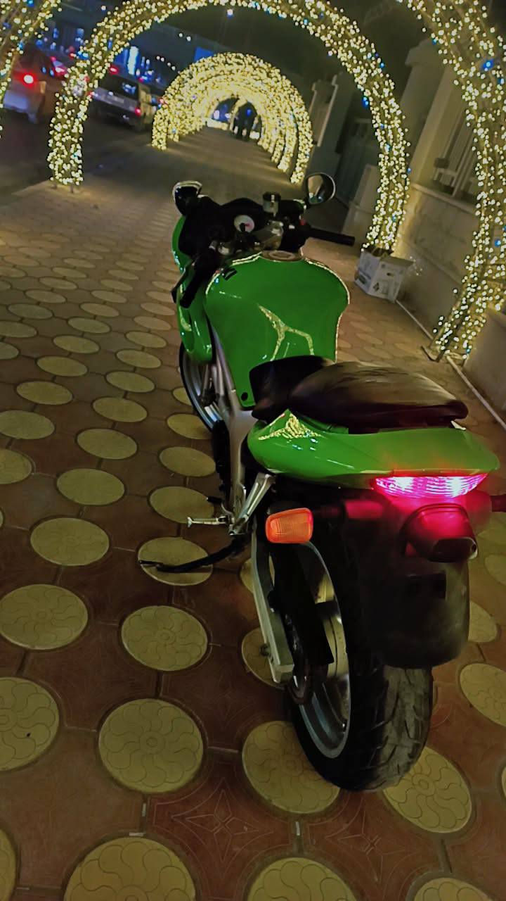 دراجه للبيع السعر خاص اثنين ***********
