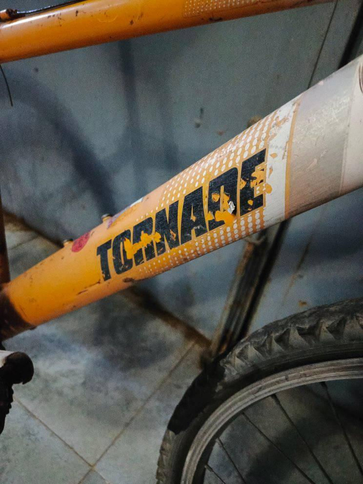 بايسكل بالة جبلي حجم 26 
شغال بريك بدون گير يحتاج عيار بسيط موصل, نينوى


**إذا كنت صاحب هذا الإعلان وتريد حذفه لأي سبب، رجاءا أرسل رسالة إلى الدعم الفني**