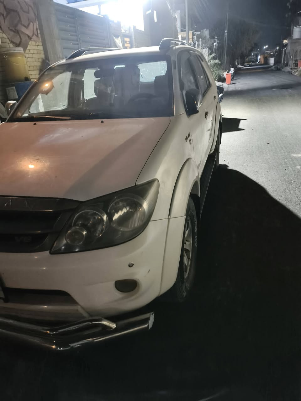 سلام عليكم مكلف بل نشر للبيع سياره فور جنل موديل 2008 سياره كفاله عامه من الصبغ من التبديل من الفتح بسمنه رقم مميز تحويل ثاني يوم سياره احله من الصور كفاله من كلشي سعر 170 ورقه وبيها مجال للشراي رقم ***********
