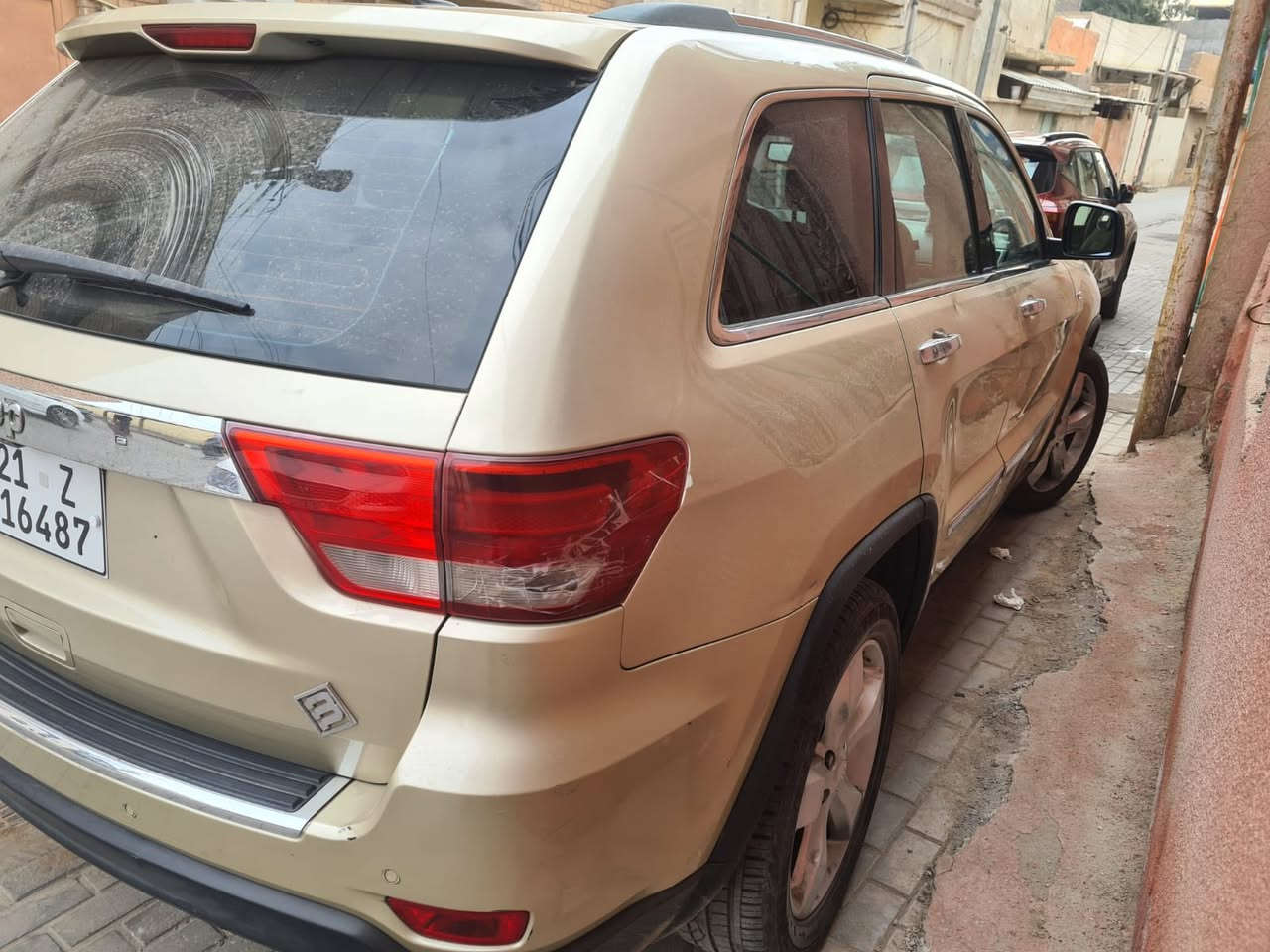 السلام عليكم
جيب 2012 ادوات ادوات كفاله كصه حاويه 
جاهزه مكينه كير حداده جديده ما ناقصها اي شي ما مشتغل اي كلوب بل عينه سياره مال جناي متوئمه شمالي نكليزي طبق الصل السعر 75$
العنون البصره 
الهاتف ***********
