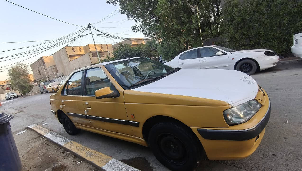 سلام وعليكم بيجو بارص ٢٠١٥ سيارة نضيفة وجاهزة مكينة كير حدادية خير من الله تبريد ثلج كهربائيات شغالة بيهة صبغ مكانات رقم بغداد دولي مصفرة هيئة وغرامات مكان بغداد سعر ٣٥ وبيهة مجال رقم ***********

