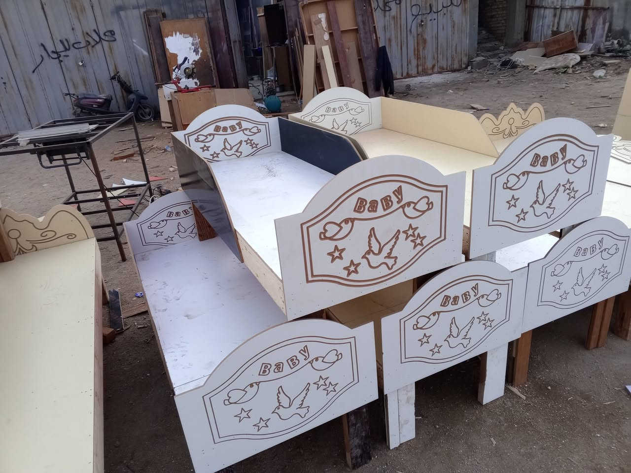 غراض للبيع كلمن وسعر الشراي يراسلني خاص عنواني رميثة ***********
