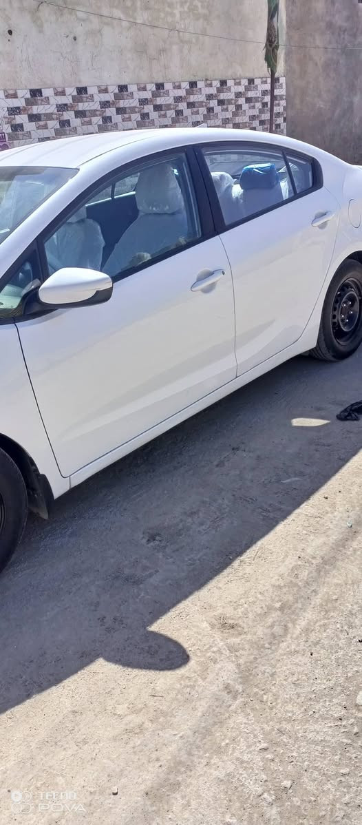 السلام عليكم..
كيا فورتي 2018

رقم  واسط بسمي هزه جديده مداور ثاني يوم رقم نكليزي جديد مشروع وطني

بدون ايرباك السيارة 

السيارة جاهزة وحلوة وتراي ستخدام شخصي  بالعافية على اللي تصير اله

صور الحادث مرفقة بس لباب عكس لسايق ونفسه معمر 

موصفات تحكمات استيرن 

نظام ايكو + سبورت كلشي بيه موصفات كامله سياره جاهزه من صدر كلشي 

مكينه دوش 2000 برغي ممفتوح بيه شرط بلادي 

سياره نضيفه وحلوه احله من لصوره 

مكان السيارة ذي قار 

للاستفسار ***********

السعر 127 بيهه مجال بسيط حك لجيه
