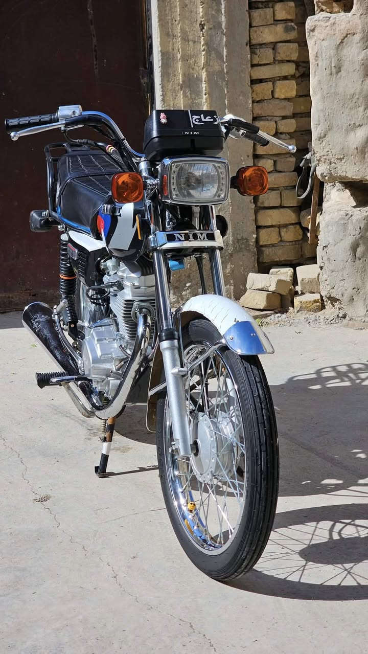 السلام عليكم دراجه نامه متياز باب اول موديل 2026 جديده  كله شغاله السعر 675 وبيه مجال رقمي *********** عنوان بابل سياحي رواشد
