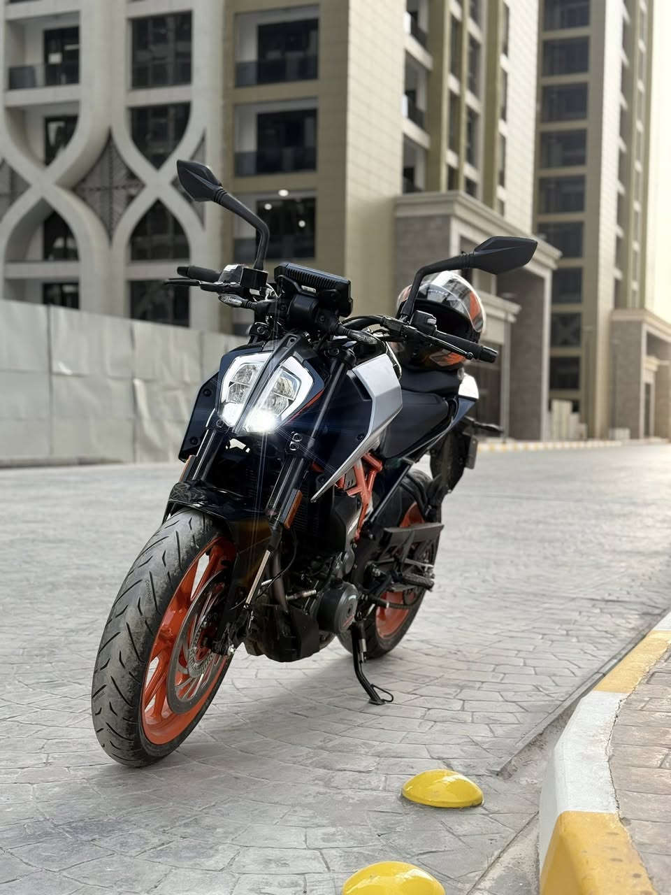 Ktm  دوك 390
مواصفات معروفه 
ماشيه  3000 
ضمان الشركه سنه 
السعر 7 ملاين 
للتواصل (***********)
