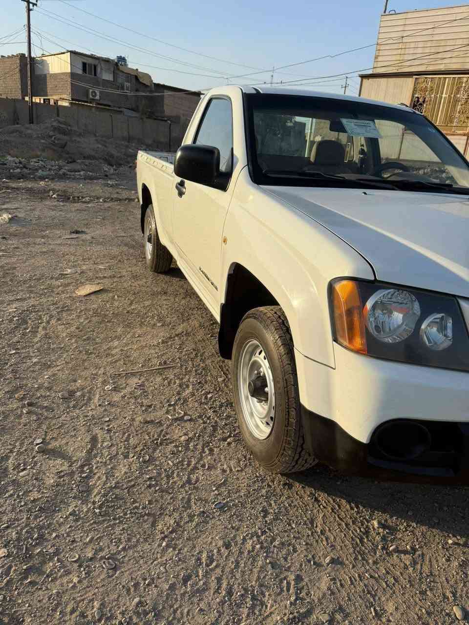سلام عليكم بيكم شوفرليت مديل 2008 
رقم بغداد تحويل ثاني يوم سياره بسمي 
بيها مكانات صبغ لا ضربه وكص فقط مكانات جارده سياره كير ومكينه كورلا ياباني 
محورات تبريد ثلج ❄️ سياره طويله مو بتره 
العنوان بغداد البلديات قرب امن العامه 
السعر :73 $ بيها مجال 
الهاتف : ***********
