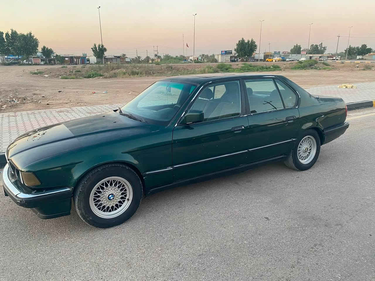 السلام عليكم

Bmw 740 موديل 1993 للبيع

رقم بغداد الجديد مشروع وطني سنويتها لل٢٧ وهزة ما خلصانه 

صدر امامي خلفي جديد 

مكينة وگير كفالة 

كشنات كهرباء فتحه سقف

مكانها واسط العزيزية 

السعر 58 وبيها مجال بسيط

للتواصل ***********
متواجد ماسنجر وواتساب
