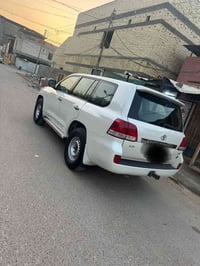 تعهد تسجيل • ٨ سلندر • اوتوماتيك