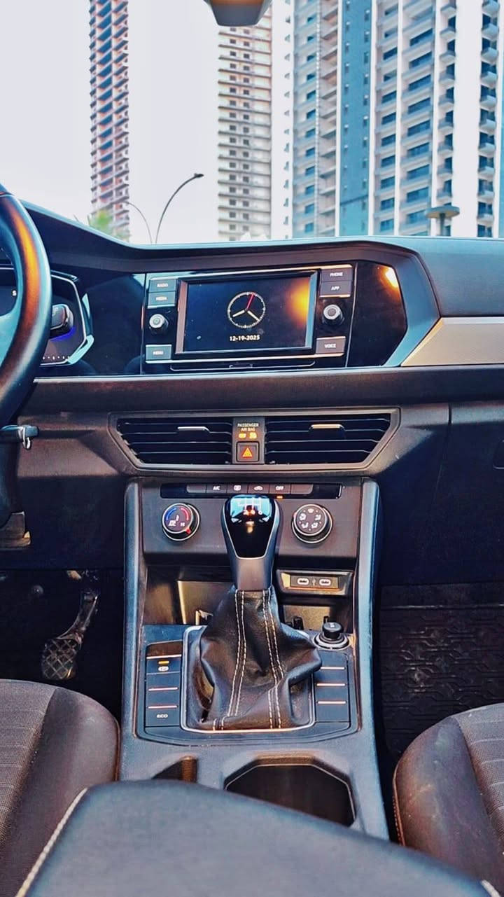 چیتا 
مودیل 2023 
گێر عادی 
مواسەفات 
شاشە 
بەشمە 
گێج ئەلکترۆنی 
لێدرانی تەنها 3 جێگا ساردە کووتە 
بێ بۆیاغ 
سعری 115 وەرەقە 
سێ مانگ کاتی هەیە 
شوێن هەولێر 
***********
*********** أربيل, العراق
