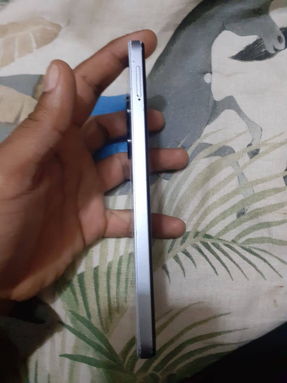 تكنو گو ٢٠٢٤ جهاز نضيف ذاكره٦٤رام٤+٢ كلشي بلادي ممبدل بي اي شي جهاز نضيف بطاريه٥٢٠٠ سمعاتت استيريوو (سعر ١٠٠وبي مجال)


**إذا كنت صاحب هذا الإعلان وتريد حذفه لأي سبب، رجاءا أرسل رسالة إلى الدعم الفني**