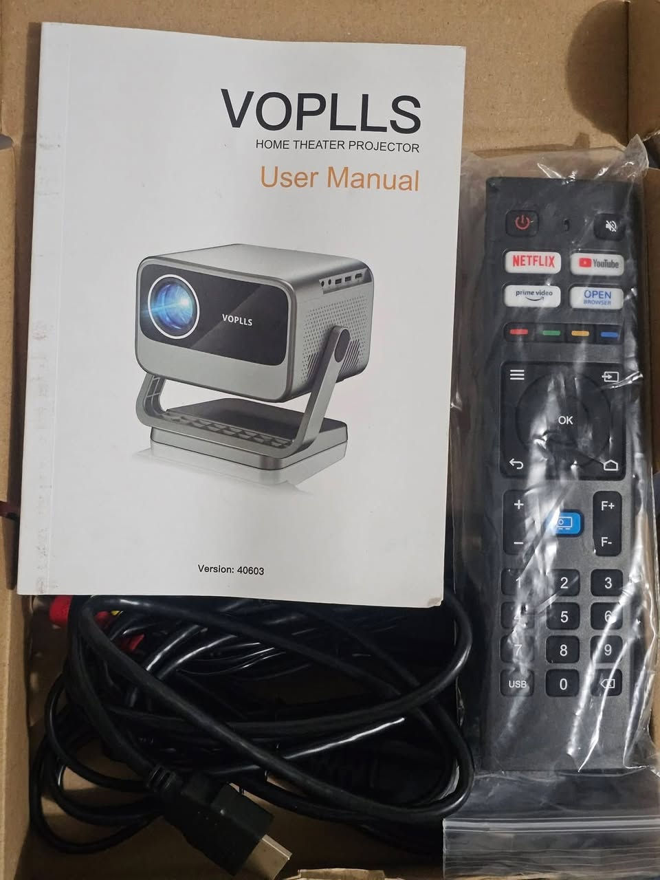 داتاشو شرکە VOPLLS
المودیل M10
نضام اندروید سمارت وایفاي و بلوتوث 
دقە 1080p الحقیقي و یدعم 4k
سماعاتە قویە DOLBY AUDIO
قوە الوضوح بین 800ansi الی 1200ansi
یربط علی کل اجهزات بدون کیبل 
دقە زینە مال مباریات و افلام و مسلسلات بل بیت 
و نضامە لینکس بیها یوتیوب و نیتفلیکس 
لسعر تعال خاص


**إذا كنت صاحب هذا الإعلان وتريد حذفه لأي سبب، رجاءا أرسل رسالة إلى الدعم الفني**