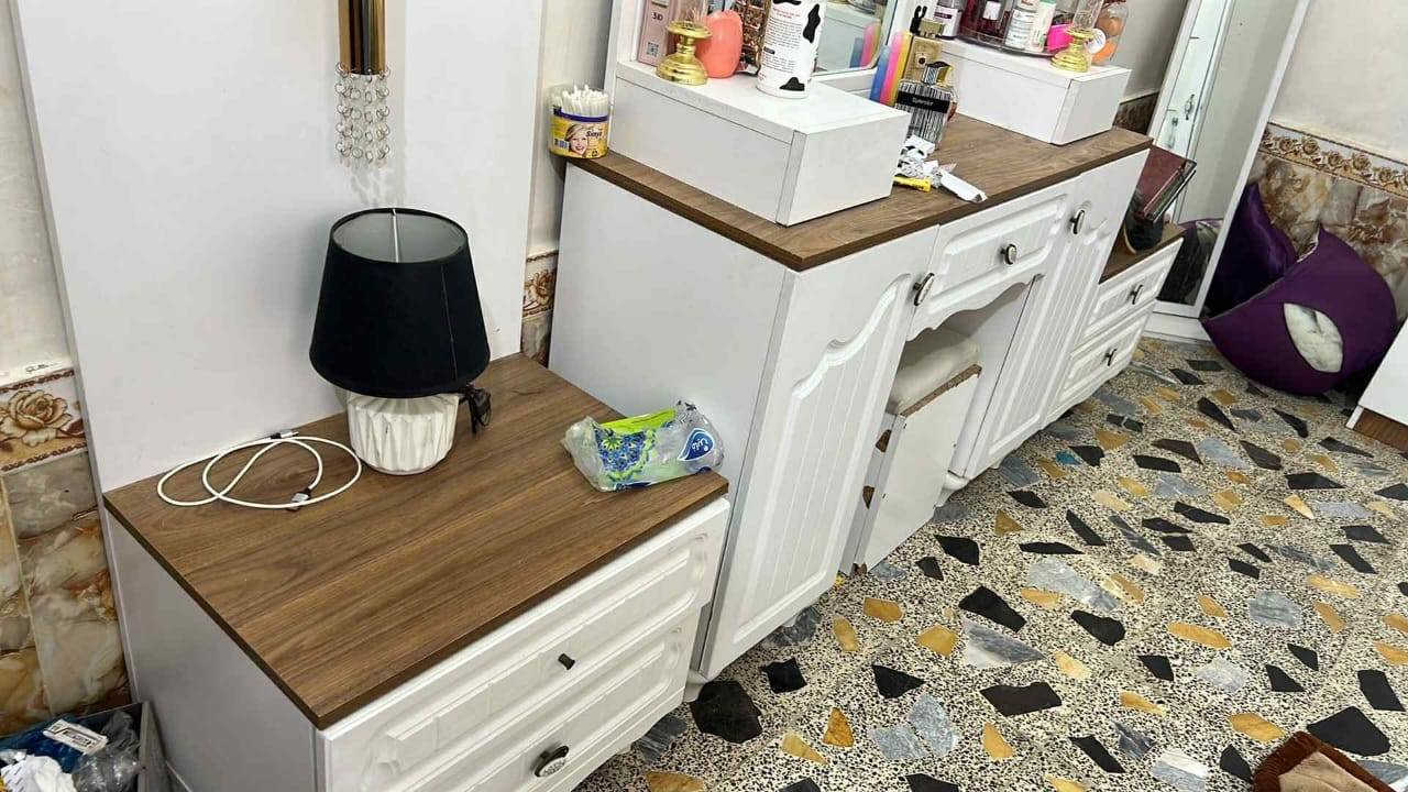 السلام عليكم غرفة اخشاب للبيع
***********
