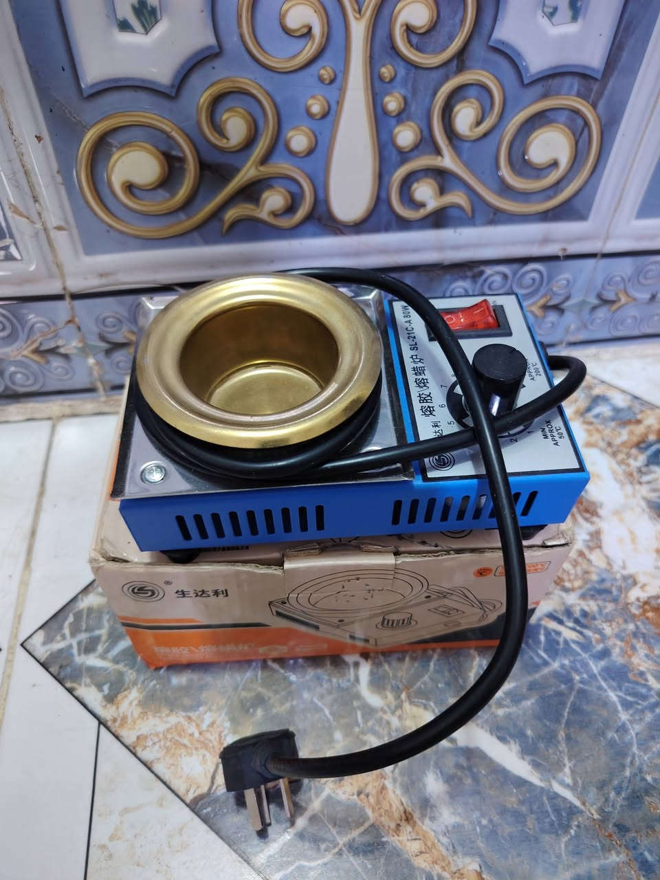 هذه اجهزه كله جديد  الي حاب ياخذهن كلهن يراسلني وبلخدمه


**إذا كنت صاحب هذا الإعلان وتريد حذفه لأي سبب، رجاءا أرسل رسالة إلى الدعم الفني**
