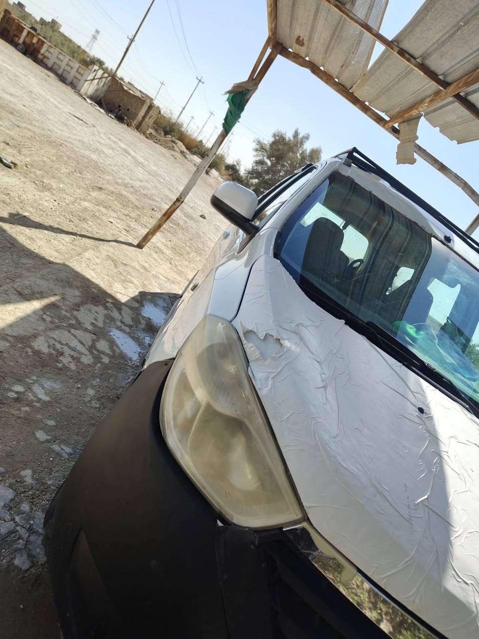 رينو للبيع
رنو لوجي الشكل الجديد مديل2014 سياره نضيفه 

السعر 58 وبيه مجال بسيط لشراي ***********
