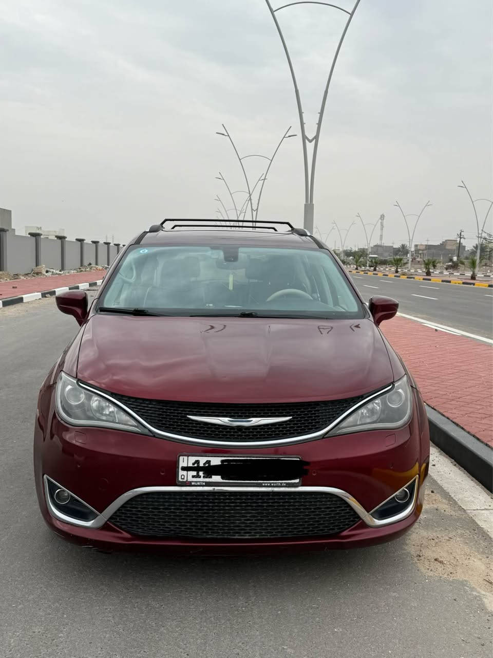 كرايسلر باسفيكا 2018 CHRYSLER PACIFICA
رقم بغداد
ماشيه 71
فول مواصفات ماعدا الفتحه

1-بصمة تشغيل وابواب 5
2-هاند بريك بصمة كهربائي
3-محرك 6 سلندر 3600
4-تدفئة بالمقاعد
5-رادار امامي وجانبي
6-ابواب كهربائيه تحكم بالبصمه غلق وفتح وبصمه ابواب
7-صندوق كهربائي شفط بصمة
8-رادار امامي خلفي بريك ذاتي التوقف مانع تصادم
9-كشنات جلد vip منفصل 7 راكب
10- مانع انزلاق 
11-كشن خزن ميموري حركات 2
12-تنبيه الخروج عن المسار
13- تبريد مركزي 3 قطع منفصل
14-تشغيل عن بعد
15-كير ماوس 
16-مثبت سرعه
17-منافذ USB وغيرها متعدده
18-حاكيات متعدده
السياره ضربتها بسيطه وجاهزه من كلشي ومابيها نقص شغل واطلع 
السعر 200 وبيها مجال 
للاستفسار 
+964 771 749 1107
*********** البصرة, العراق
