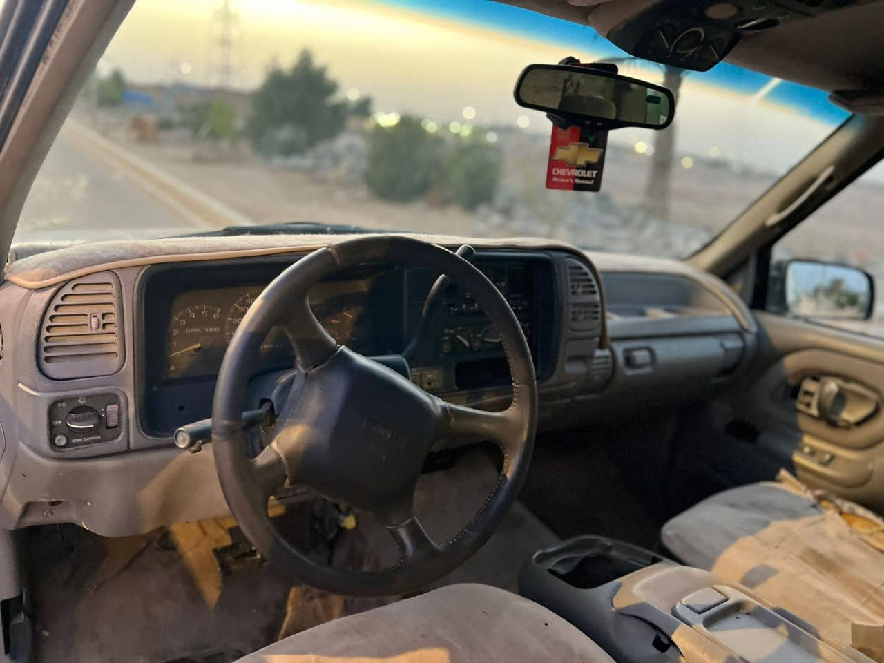 السلام عليكم
شوفرليت بهبهان فحل 8 برغي مديل 1995 مكفوله من الضربه ولكص محرك 350 كير 400 واكس شرط كارتون جدد حداده أمامي وخلفي نافضها نفض ترايك بغداد دواخل كلش جدد كهربايات عامه شغاله تخم تاير جدد سياره جاهزه رقم قادسيه مشروع وطني العنوان البصره السعر 37 الهاتف *********** الشراي يتصل
