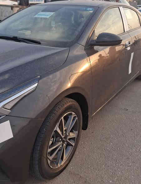 السلام عليكم ورحمة الله وبركاته سيراتو للبيع موديل ٢٠٢٤ . مكينه ١٦٠٠مكفوله كفاله عامه
ماشيه ٢١ الف بعدها شركة وبحالة الوكالة 

رقم بغداد باسمي . مواصفات عاديه لون رصاصي فيراني رقم بغداد سنويه وهزه جديده .  واسط قضاء الصويره للاستفسار ***********

***********
