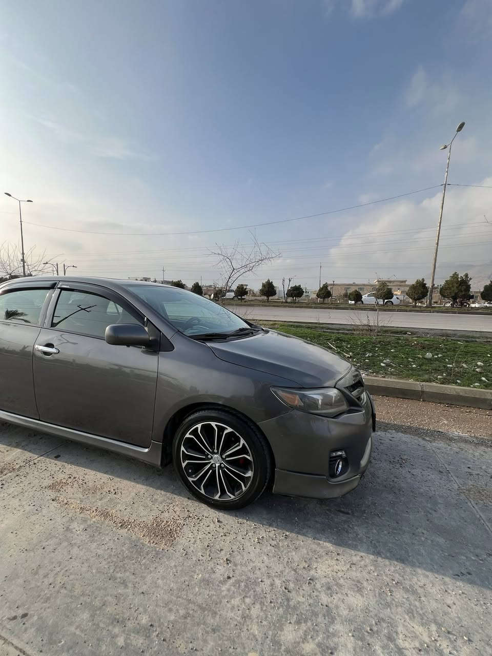 بەناوی خوای گەورە
بیکەشۆو ئەمریکی
مودێل 2013 
مەکینەی گەورە
فولەفول سپۆڕت
موسەفەتی سلایت تحدیل سروع وە  S
سەیارە کە  بۆنیت  چملەغ  نیوەی دەرگای سبوغ  بێ ناوە گرتن 
گیڕە مەکینەی بەشەرتی 10 فیتر ناکربیتەوە
سەنەوی ژمارەی تازە بەناوی خۆم  
سعری 123 گەڵا معمل 
ژمارەی موبیل ***********
ڤایبر وە واتسە ئەپ. شوین ڕانیە
