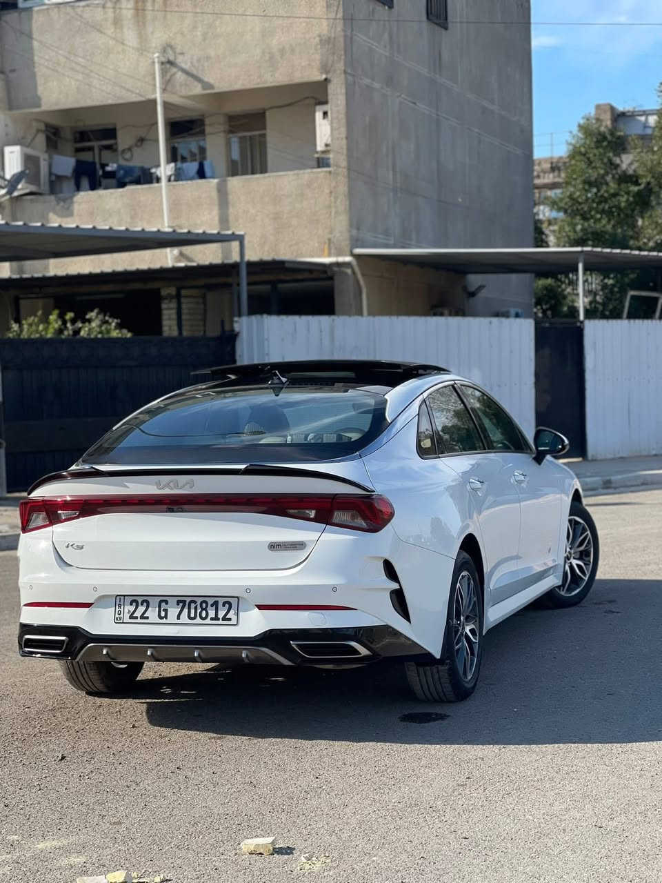 كيا K5 موديل22 ( خـليـجـي )
فول فول مواصفات شاشة كبيرة لمس كاميرا 
حساسات ر كشنات جلد  هاندبريك بصمة 
 تشغيل عن بعد تحكمات ستيرن بلوتوث اوكس
 كار بلي أوتو ستوب للتحذيرات تبريد قطعتين
 تحديد سرعة محرك 2000 السقف بانوراما
محرك كير كفاله  
سيارة حيل نظيفة كلشي عل بلاد جديد 
سنوية هزة كلشي جديد مدفوع لـ
باسمي السنوية بشرط تحويل وغرامـة
سيارة مابيـها دينار مصرف كامل من كل نواحي
مكان السياره بغداد السيديه 
***********
