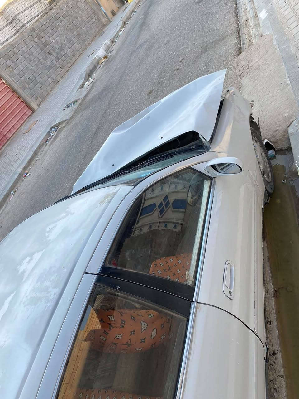 السلام عليكم سياره كرسته رقم الكليزي بسمي مكينه ٢٥٠٠ مكان المدينه الهوير *********** البصرة, العراق
