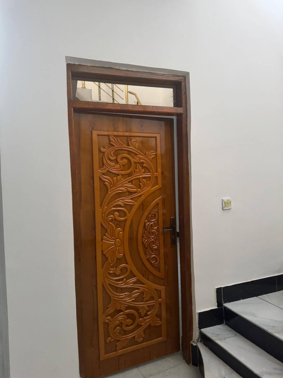 بيتين بحي سبل كل بيت مساحته 200 للبيع بناء حديث صب كونكريت ما مسكونات يم مكتب ابو ساره يم المدرسه لاستفسار أو واتساب ***********
