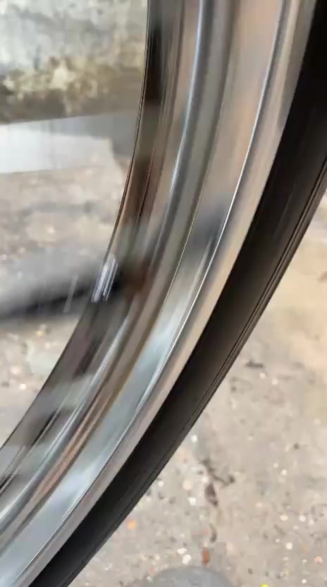 سلام عليكم دراجه ايراني ادوات شاصي نامه مكينه انتنس مفتوحه فقط ولفات مكاني بصره تنومه ***********
