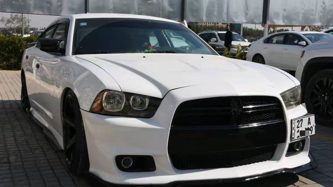 بيع مستعل
جارجر 2012
بدون حادث فقط بنيد سرقه وارد كندي
والباقي كفاله عامه ضربه وصبغ وفتح
محرك3600
بدون جطلات ولا كلوب ملغي 

محدث بالكامل اس ارتي
مواصفات 
شاشه جبيره 
كيجات 260
كير 8نمرطياره
شفتات سرعه
اكلاصات تبريد تدفه
غرفه جلد حضن
كشنات كهربا
مضخم صوت دمام 
سنويه بسمي 2027
السعر. 145 
***********
