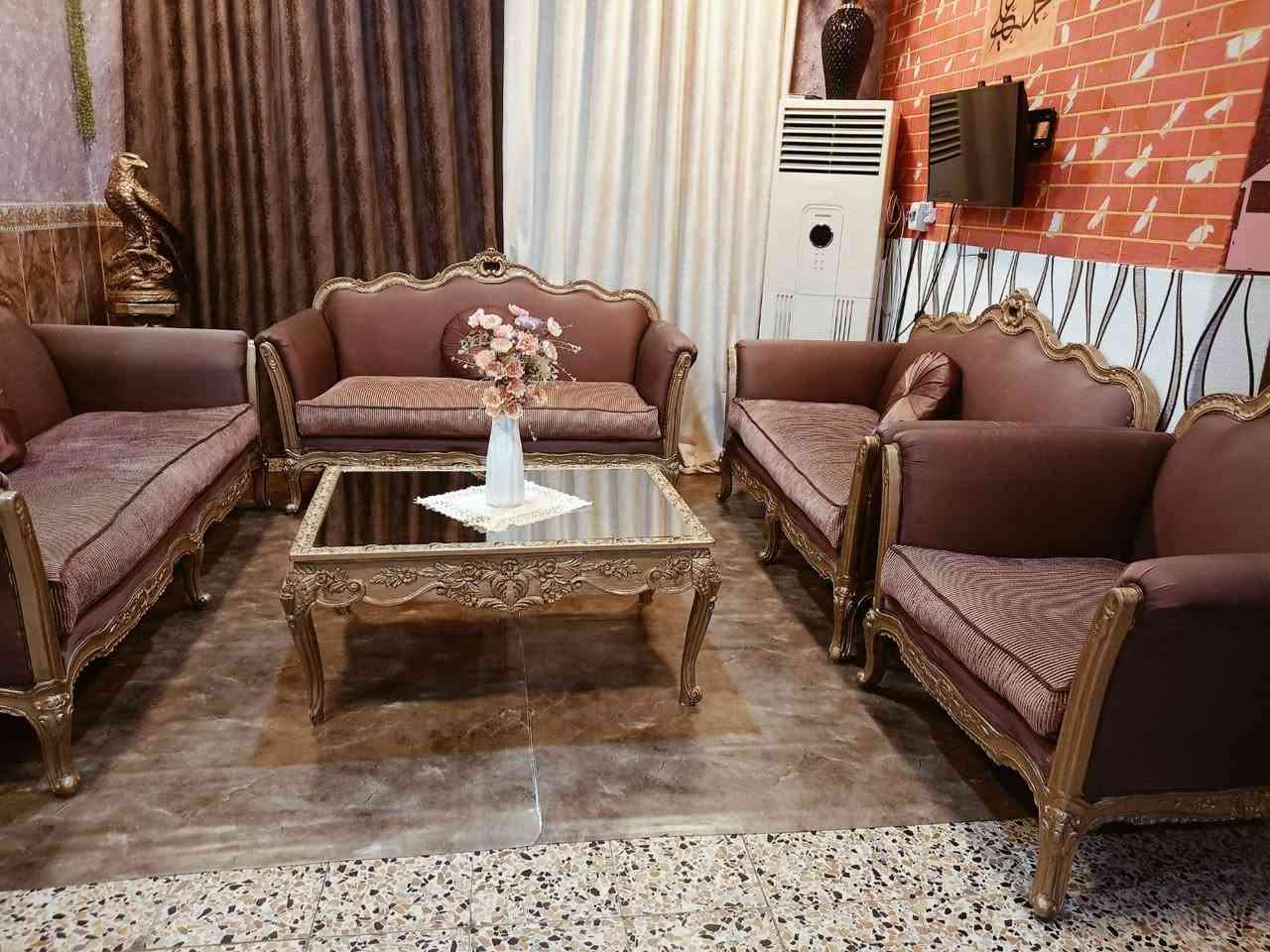 تخم للبيع السعر 400 وبيهة مجال العنوان شط العرب ***********
