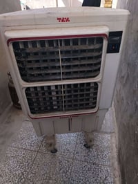 مبردات • ما تشتغل • واحدة صغيرة
