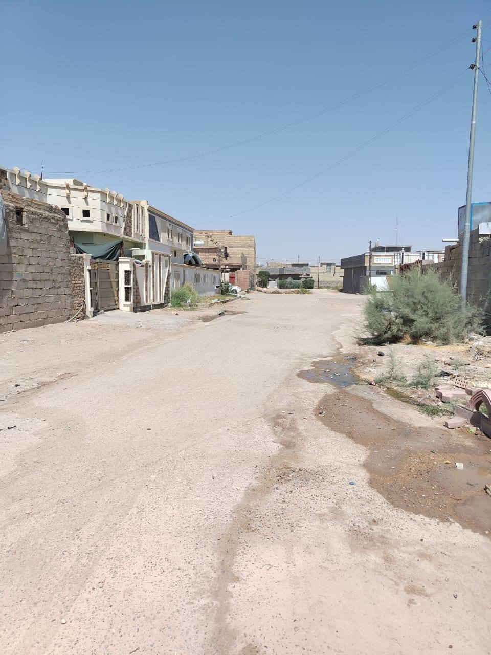 بيت للبيع طابقين طابو صرف مساحه 160متر تحويل مباشر بناء بلوك 3غرف نوم السعر 80 وبي مجال للاتصال على الرقم ***********
