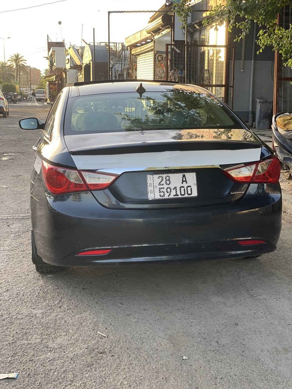 سلام عليكم للبيع سوناتا مديل2013وارد امريكي حادثها طخه بل بجم بيها البنيد مصبوغ فقط فول موصفات للخير لمتدد 1/1
تحكم ستيرن جهتين
كراسي كهرباء
بنراما طكتين
4بصمات
كشنات تتدفئه تبريد
سياره كامله مابيها اي نقص
السياره بسمي رقم دولي تحويل ثاني يوم
مكينه كير تبريد خيرمن الله
مكينه2400
مكان السياره بغداد الكاضميه
السعر89اوبيها مجال 
اي ستفسار***********
