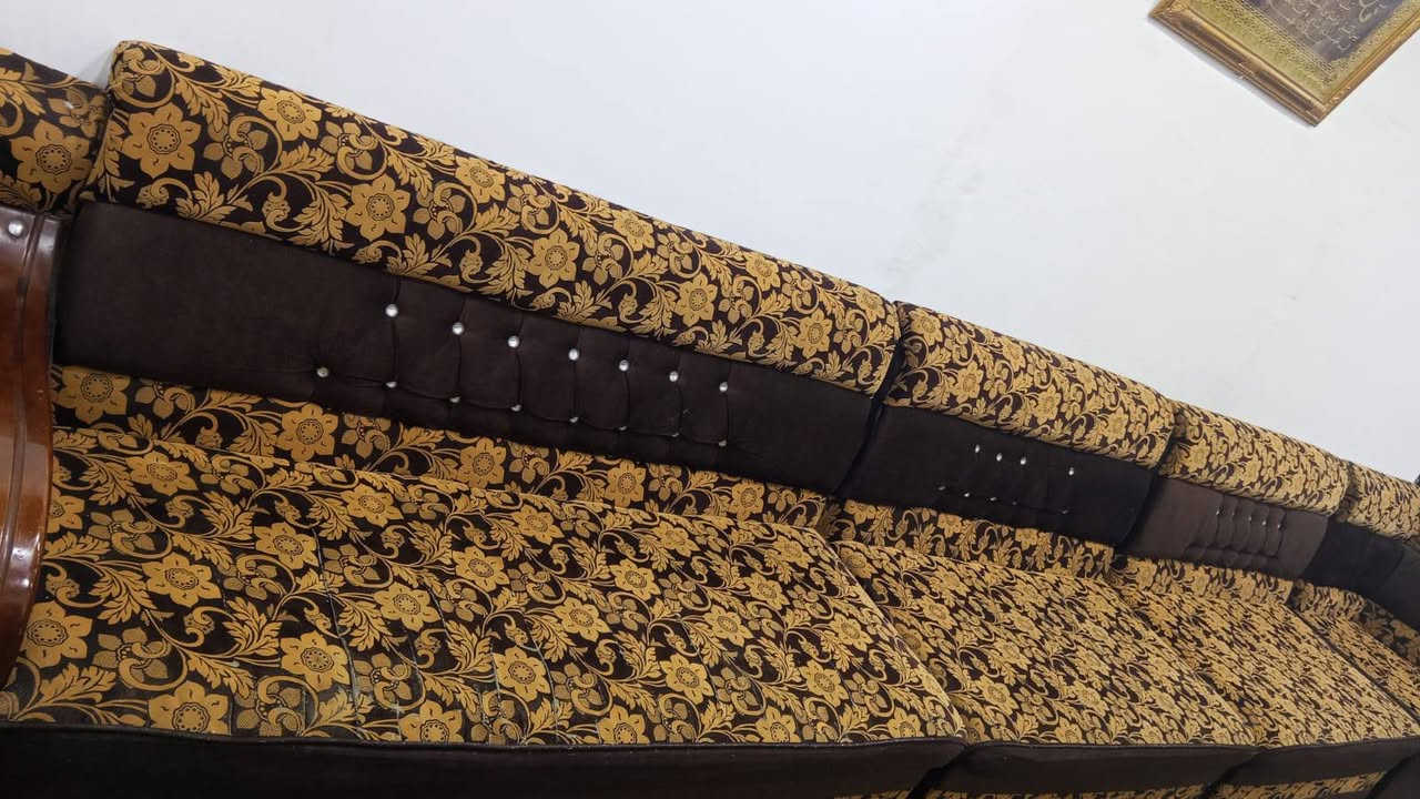 سلام عليكم قنفات للبيع 8قنفات السعر 350 وبيهن مجال لشراي الرقم ***********متوفر واساب وفيس
