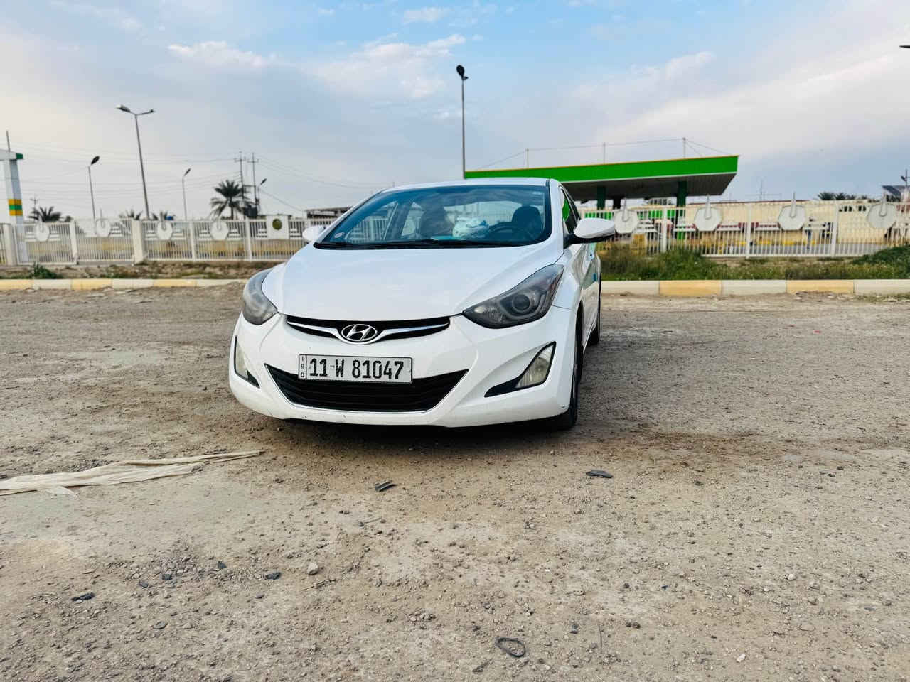 للبيع النترا 2015 خليجي 

سياره جديده جاهزه من كلشي

فول موصفات 1/1 بدون بصمة

سلايد فتحه شاشه كامره 
تحكم ستيرن تبريد قطعتين 
مري شفط 
مكينه 1800 دوش مكينه كير حداديه تخم تاير تبريد كله جديد 
رقم بغداد دولي سنويه جديده 
بيها علكد الرقم الخلفي صبغ وربع قبغ الجنطه بدون اي دواخل فقط رش 
السعر 123 ومجال بيهة 
*********** بعقوبة, ديالى
