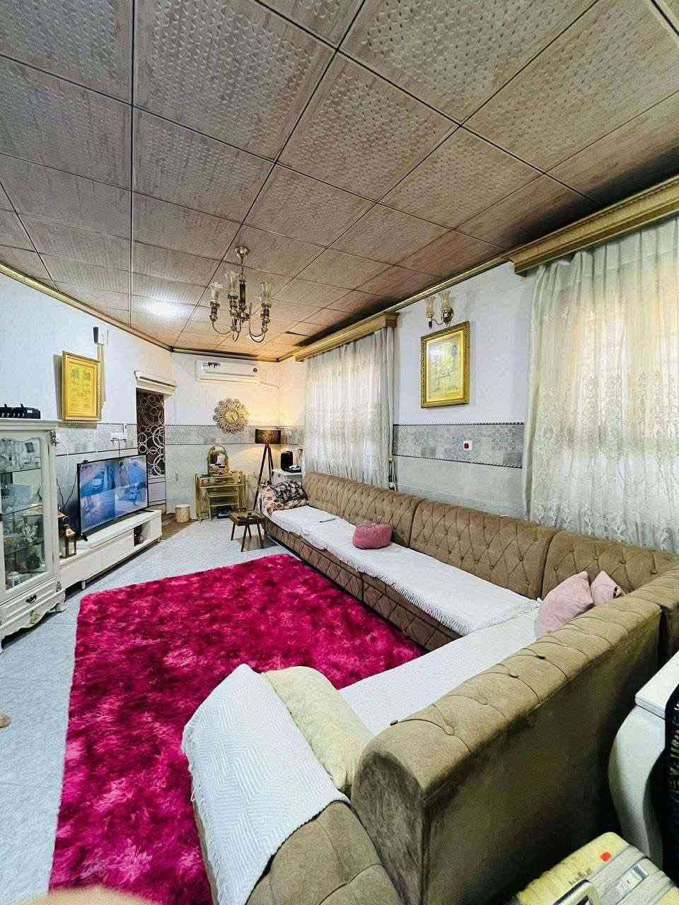 ♦️إعلان بيع مستعجل ✨
🛑عقار للبيع من :
🛑عروض مكتب ((العلاف)) لتجارة العقارات 🌟
🏠دار للبيع مساحة 135 متر الواجهة 18 متر ركن على شارعين 💥
🛑طابقين بناء حديث 💥
1️⃣الطابق الأول غرفة نوم + هول + استقبال + كراج + صحيات 🚾داخل وخارج الدار 🏠 
2️⃣الطابق الثاني ثلاثة غرفة نوم + هول + صحيات 🚾
📄سند سكني ملك صرف / شرط القرآر التمليك والتحويل 
❌لانتعامل برفع سعر العقار عن سعرة الأصلي نجمع البايع بالمشتري مباشرتا _ لا نوقف البيعة بخلاف عن الدالية 
🌍الموقع / حي الإعلام قرب ((جامع الله وأكبر 🕌 ))
للاستفسار 
⏮️مراجعة مكتب العلاف لتجارة العقارات 🌟
أو الاتصال 
☎️ أسيا ***********
أو
☎️ كورك ***********
⏪️مع العلاف للعقار استثمارك في آمان ⭐️
🌐عنوان المكتب / الموصل _ حي الزراعي قرب جسر السويس 🔥
📌نستقبل عقاراتكم وطلباتكم العقارية .
