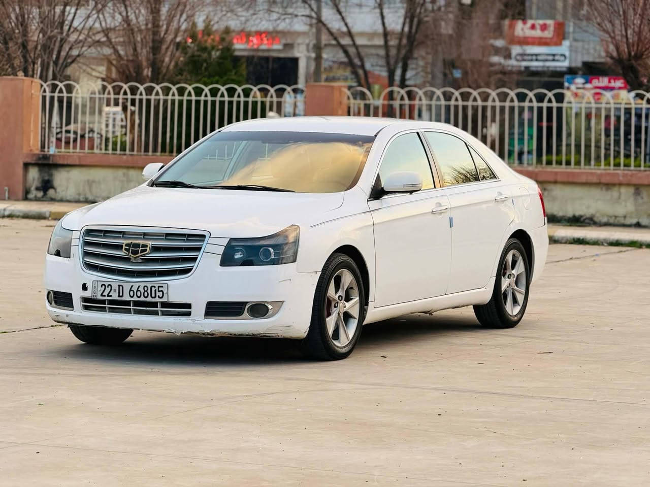 جیلی ئێم گراند 8 بێ بۆیاخ 2013 گێرو مەکینە کامری سەنەوی بەسەرچووە ڕەقەمی باریکە بەناو خۆمەوەیە وەکالە دەکەم بە ناوتەوە  گێرو مەکینە و تەبرید بەشەرت کارەبای کامل بەشەرت سۆنەرم داناوە 68 گەڵا معامەلەیەکی کەم 
تکایە موشتەری نیت تێل مەکە لەگەڵ ڕێزم 
سەیارەکە بێ بۆیاخە 
شوێن . شارەزوور . زەڕایەن 
*********** = *********** حلبجة, السليمانية
