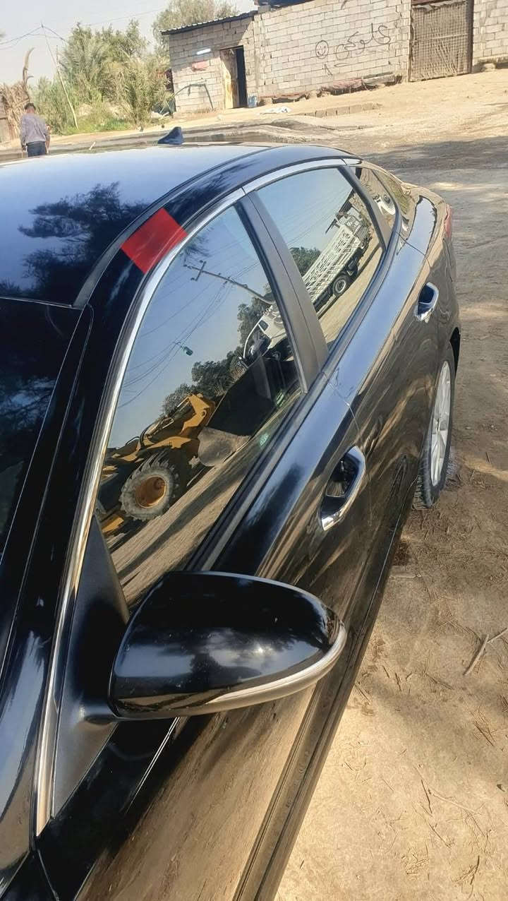 اوبتما موديل ١٨ امريكي
محرك ٢٤٠٠ رقم بابل موصفات نص فول 
ضرر جاملغ وبنيد وارباك ستيرن صور حادث موجوده بيها طخه بسيطه اسفل الهلال الخلفي وبيها صبغ بتكمه اربع اصابع فوك سايق موضحهن بصور فقط من الخارج غيرها كفاله وموضح كلشي وباقي شلع كفاله 
محرك مفتوح كازكيت واويل بم مسعودي سياره جاهزه محرك كير حداديه تبريد كله شغال كهربائيات 
السعر ١٢٢ وبيها مجال العنوان بابل القاسم 
***********
