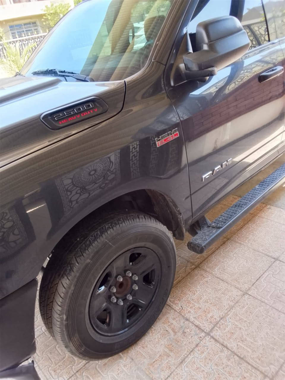 رام Ram Heavy Duty

موديل 2020 

رقم اربيل الدولي الحديث

حادث شخط في صفحه اليمنى فقط 

كفالة عامه اللغد والشاصي والدواخل

صبغ فقط صفحه الجهه اليمنى

مواصفات السيارة

غرفة جلد لونين بلادي

شاشه كبيرة 

كاميرات 360  5 كاميرات

رادارات 

حساسات

نقطة عمياء

بصمة تشغيل

مري كهرباء

السيارة فحل 8 براغي 

باب كبير بدي قصير

ماشية 46 mi 

السيارة عليها اضافات 

تخم تاير ياباني برجستون

منضومة غاز 190 لتر

محجر بدي 

غلاف بدي 

تغليف الدعاميات اسود حراري طافي 

دوسات 

باج تضليل 80% 

السيارة جاهزه متصرف عليها الف دينار 

رقم *********** التواصل خاص او رقم 

السعر 250 $

المكان بغداد الكرخ 

ملاحظة صور الحادث والسونار مرفق بل منشور

