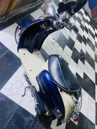 دراجه مصريه جديده مطلعه ع ايدي شرط الفحص مامفتوحه البيع  شراي اتصل وتد...