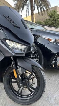 دراجة للبيع  نوع الدراجة: SYM (VSX)  موديل الدراجة: 2022  صناعة الدراج...