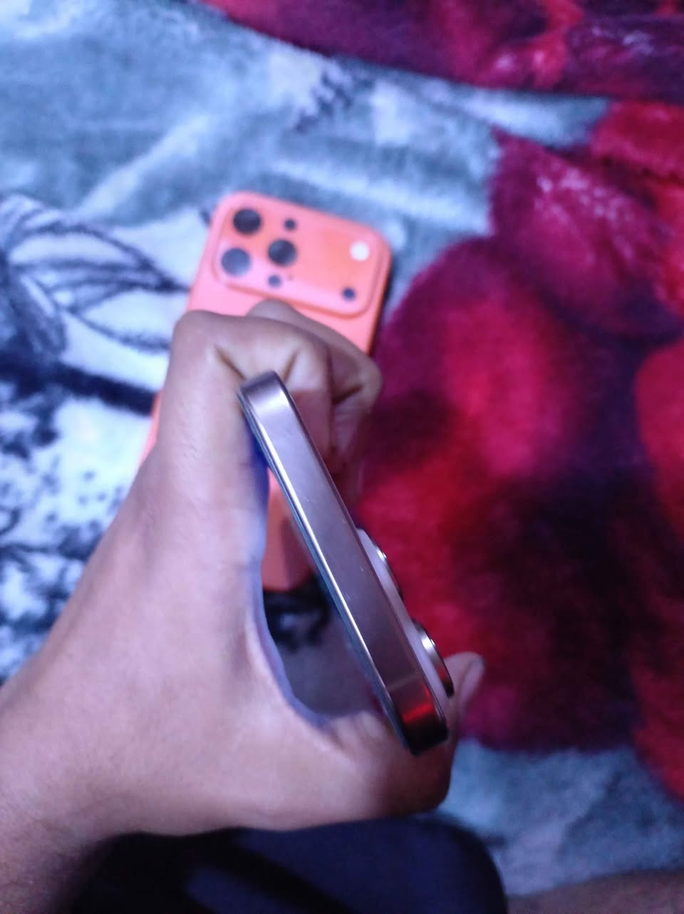 ايفون 16برو ماكس ذاكره256بطاريه96مشحون386مره مكفول من كلشي وياه كارتونه وكيبل العنوان البصره ابو لخصيب ومكان عملي العشار سعر مليون380تلفون من وكالة ماستر رقم الهاتف ***********
*********** ابو الخصيب, البصرة
