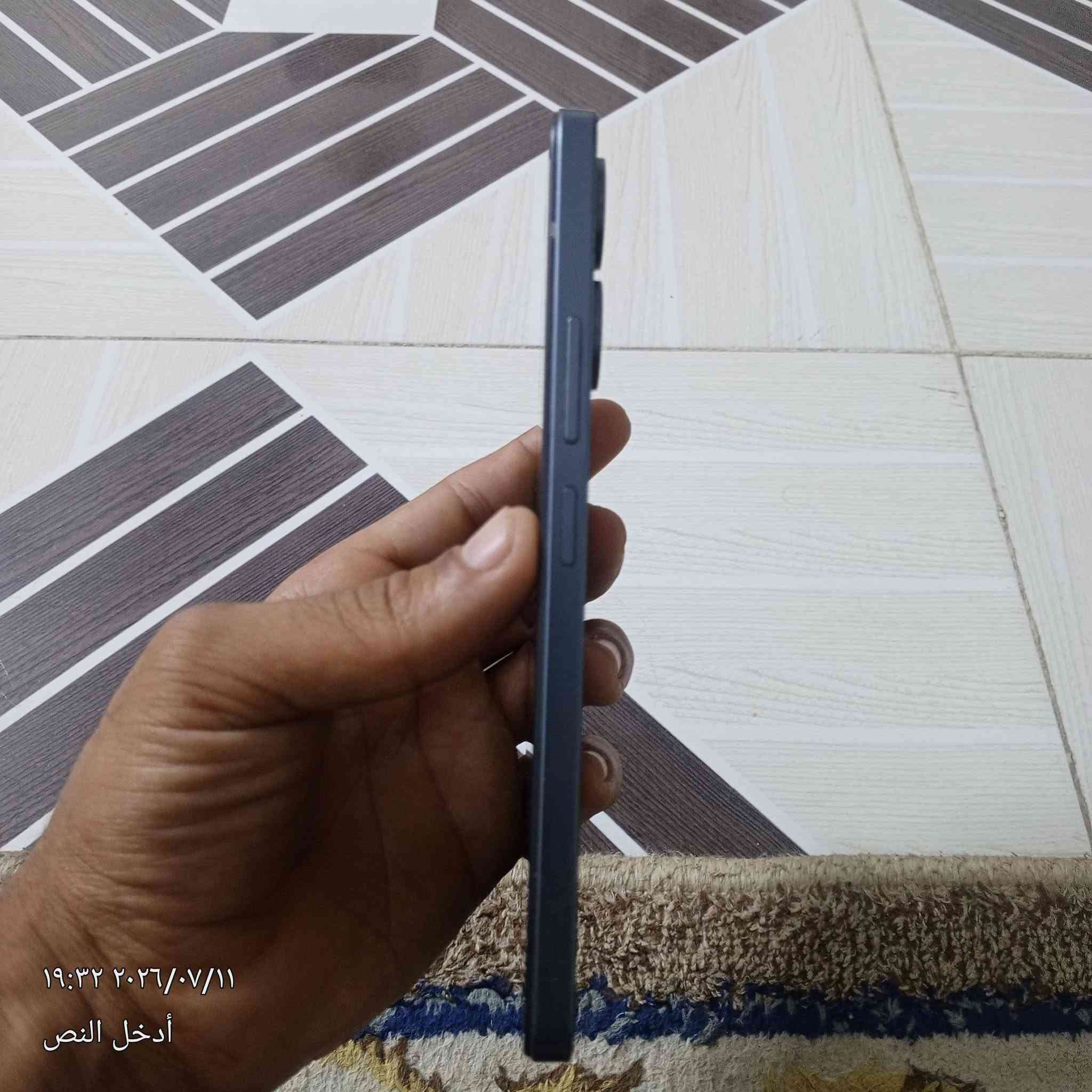 السلام عليكم
جهاز للبيع Redmi 13C 

ذاكره 256 عشوائيه 8+8

سعر 175 وبي مجال 

العنوان بغداد العبيدي توصيل ماعندي الاستفسار اتصال او واتساب ***********
