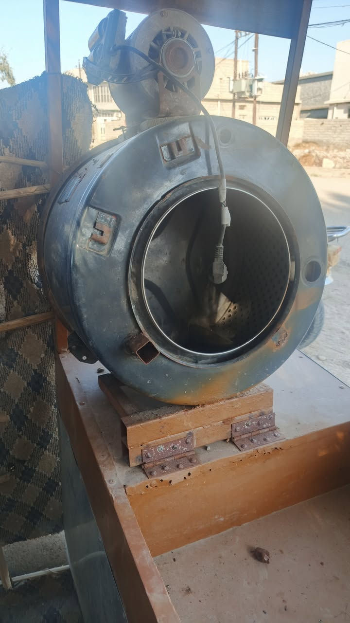 سلام عليكم عندي هاي المكينه حب ولبلبي كامله كهربائيات مضبوطه اناره كامله أريد اراوس بدراجه يراني
كامله مو رياضي أكون بيهه أوراق ‏‪***********‬‏مراسل عل وتساب أو ما زنجر
