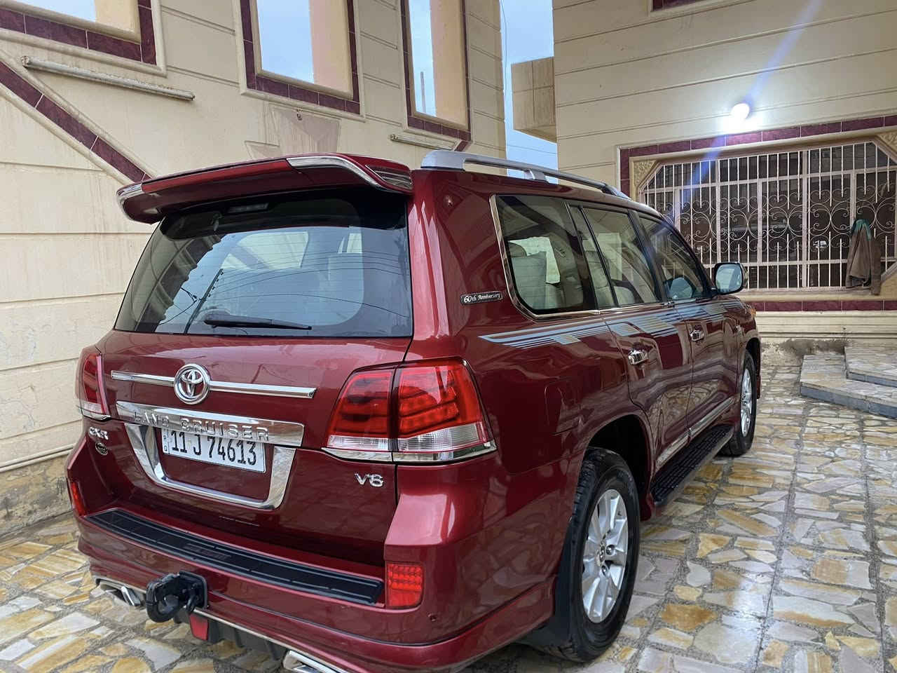 لاندكروزر GXR للبيع
-موديل2010
-رقم بغداد دولي (تحويل مباشر) سنويه وهزة جديده
-لون ماروني 
-مكفولة كفاله عامه من الصبغ والتبديل والحادث 
-محرك 6 
-مكينة مكفوله ما مفتوحه 
-ماشيه 210 الف كيلو متر 
-ملاحظة : السياره بيهه جراد بالبنيد والقماره باقي على وضعه 
-السعر 265 بي مجال بسيط 
-مكان السياره الفلوجة 
للتواصل / ***********
