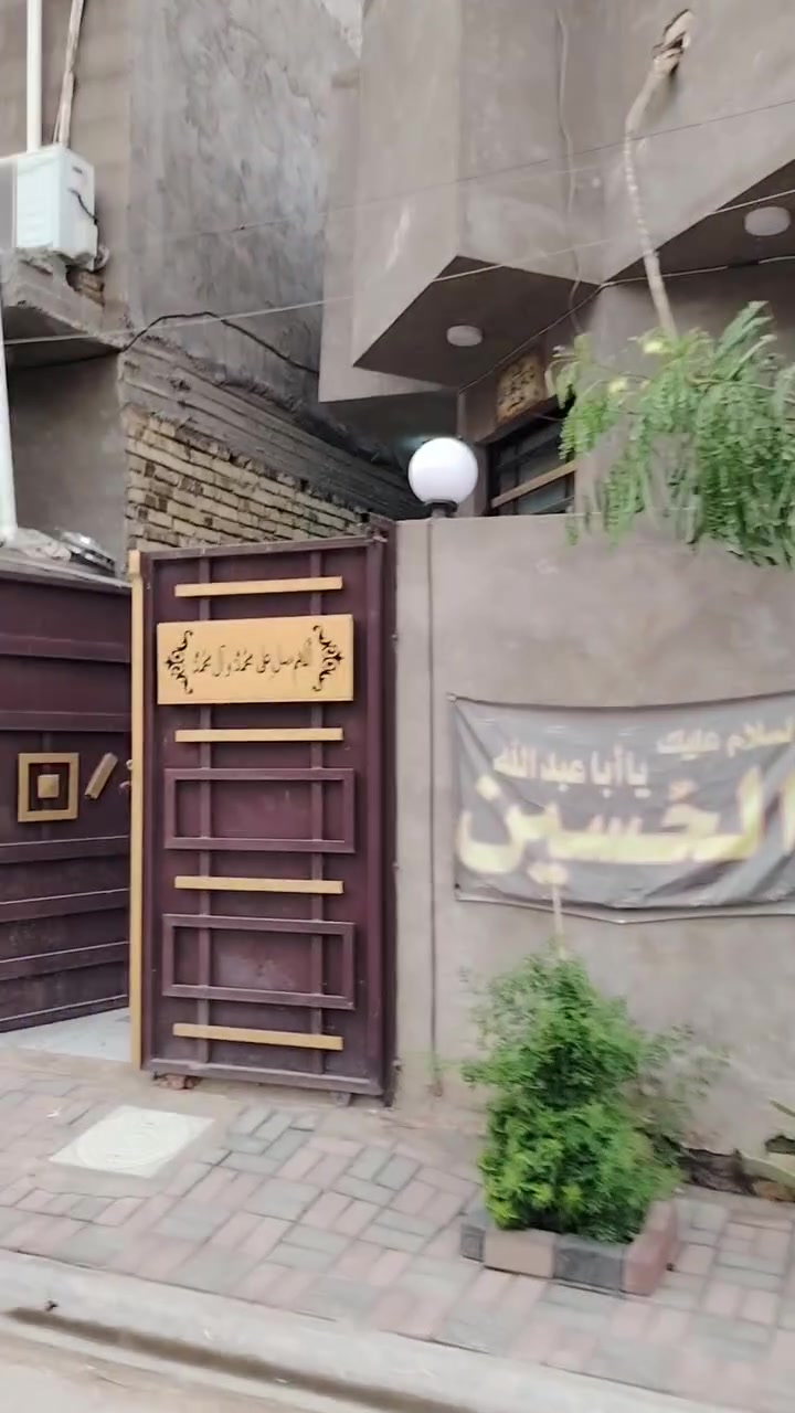 سلام عليكم مشتمل للبيع مساحة مساحة 100متر غرف نوم صاله ستقبال مطبخ صحيات جديد *********** *********** واتساب سعر ٦٥وبي مجال
