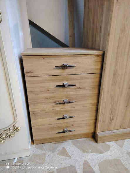 غرفة نوم تركية ماركه نفرين 7 قطع نظيفه جدا  خشب ثقيل  السعر 730 الف 
 مع #شد #ونقل #مجاني 🚘🚘.العنوان: موصل، حي البكر، قرب شركة كيا،مقابيل سنتر الابداع 🗾🗾. معرض دار الأثاث التركيه
 للتواصل ☎️☎️ #كورك***********  #كورك***********  #اسيا*********** pp
