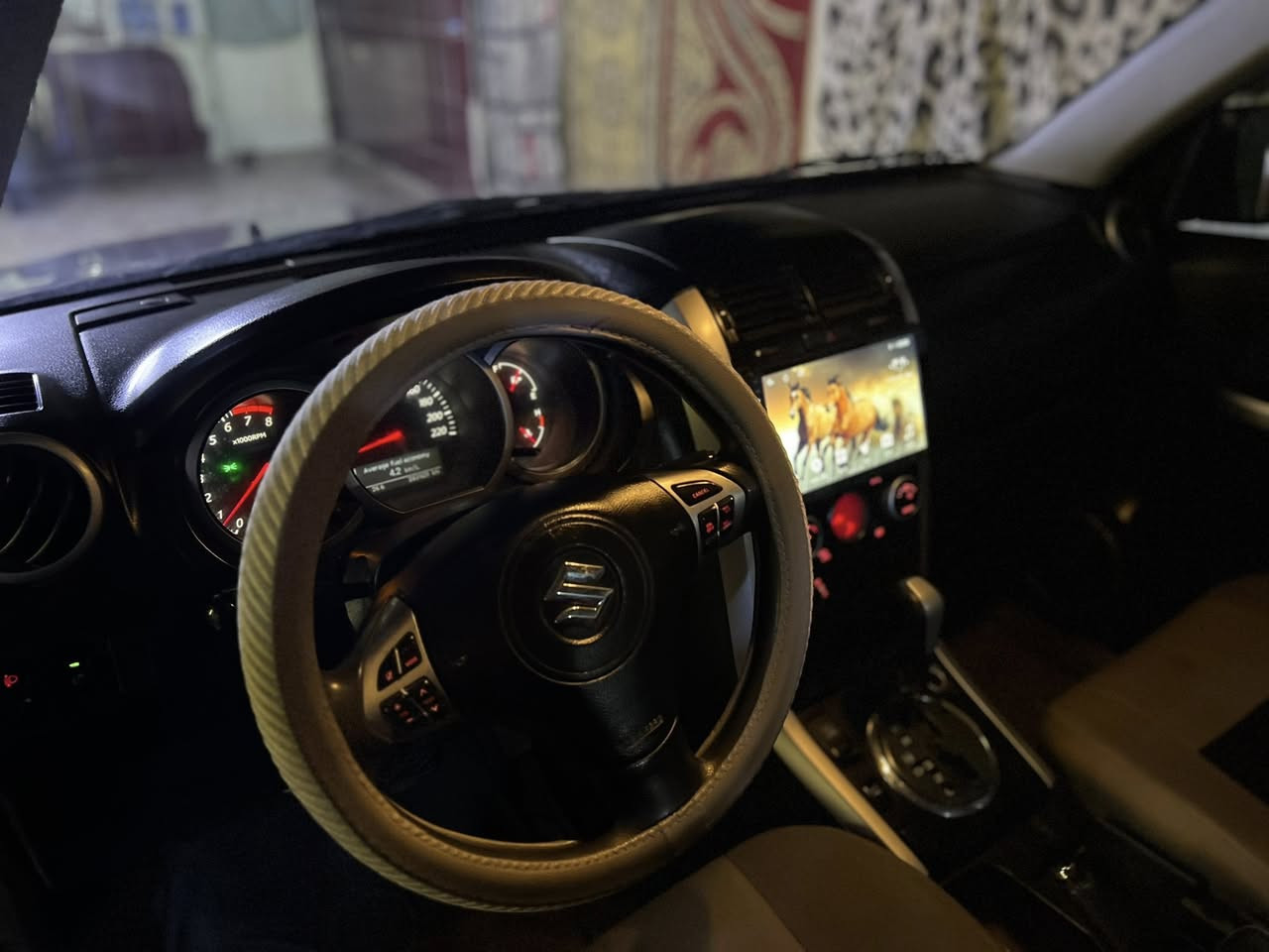 اسلام عليكم
سازوكي فيتارة 2014
محرك 2400
فور ويل 4+4
دبل ادرايم شفت 
بصمة تشغيل 
بصمة 3 بوب 
تدفئا تبريد 
شاشة اندر 
كامرة خلفية 
رقم اربيل 
بيهة صبغ 4 قطع جمالية 
باب خلفي صبغ زائد سمكرة 
سيارة كلشي شغال بيهة 
خير من الله 
السعر 110 او بيهة مجال 
هاتف *********** 
بغداد جسر ديالى او الزعفرانية
